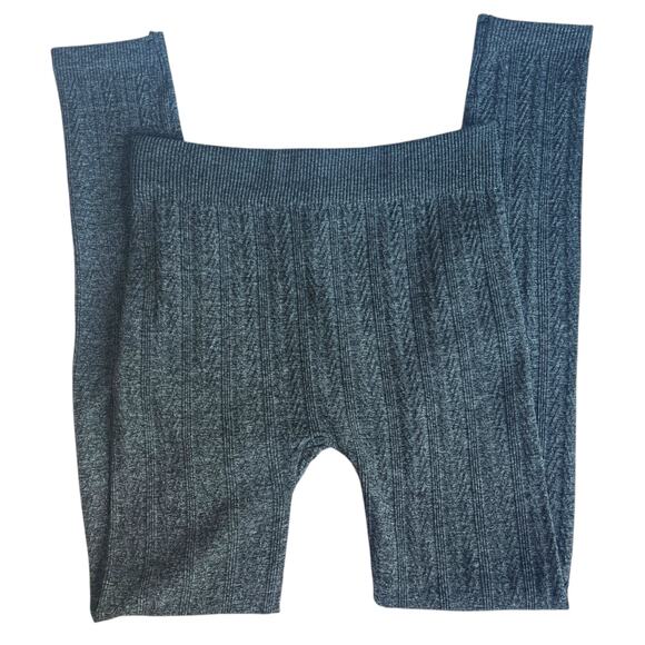 Connection 18 SIZE 1X Patterned Textured Seamless Fleece Lined Mid Rise Leggings - Picture 1 of 8